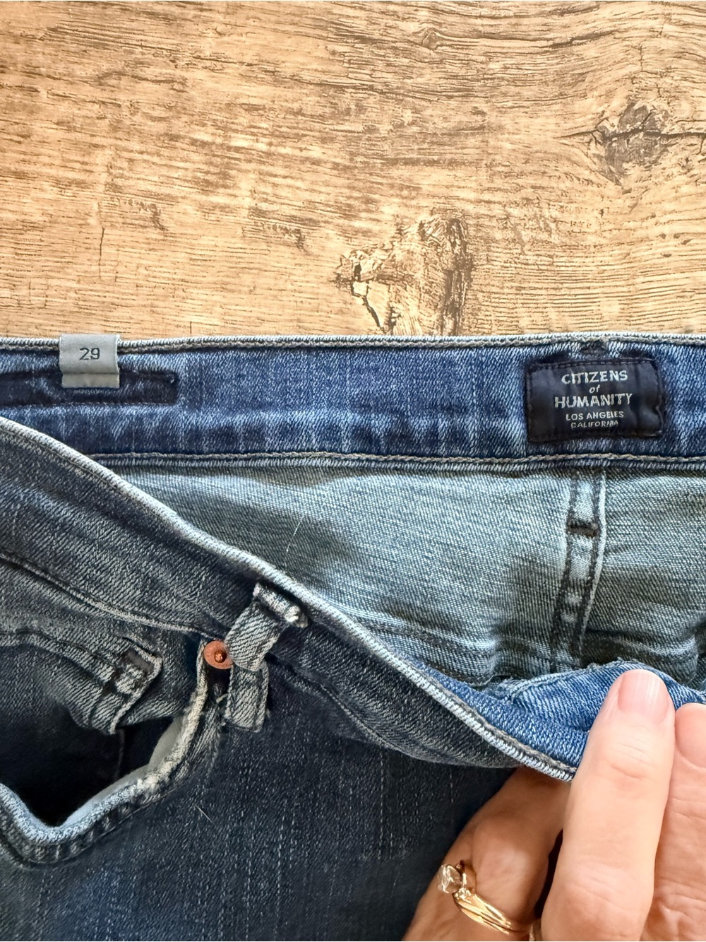 Citizens of Humanity Emanuelle Slim Boot Cut Jeans Size 29  Medium Wash - Picture 10 of 12